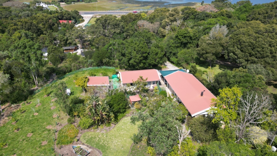 5 Bedroom Property for Sale in Eastford Western Cape